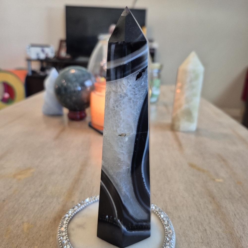 Natural Black Banded Sardonyx Crystal Obelisk Tower #2 New